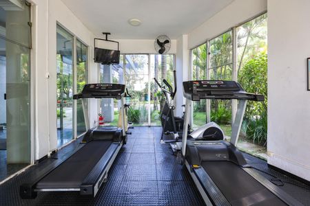 Apartamento à venda com 213m², 4 quartos e 4 vagasAcademia