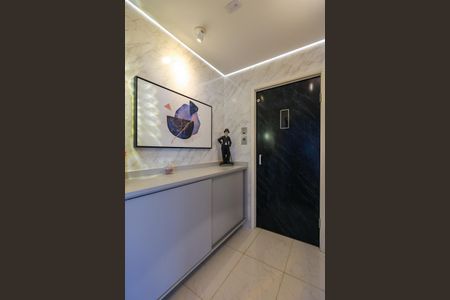 Apartamento à venda com 213m², 4 quartos e 4 vagasHall de entrada