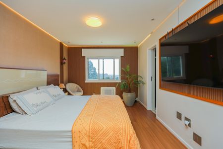 Apartamento à venda com 213m², 4 quartos e 4 vagasSuíte 1