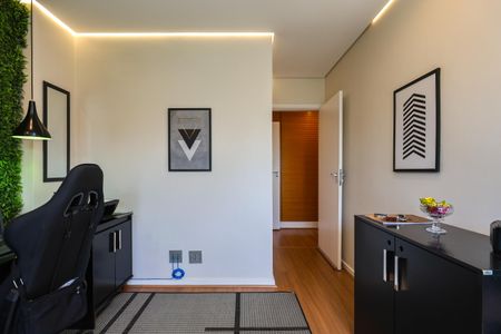 Apartamento à venda com 213m², 4 quartos e 4 vagasQuarto 4