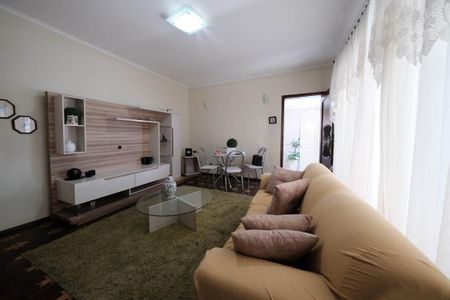 Sala de casa para alugar com 2 quartos, 310m² em Vila Sao Geraldo, São Paulo