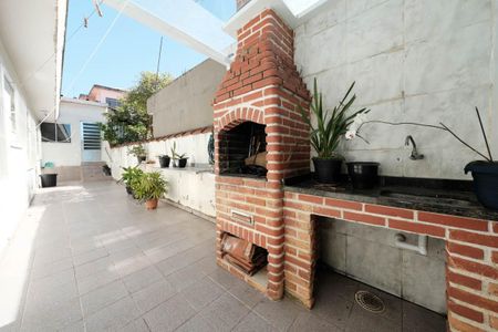 Casa para alugar com 310m², 2 quartos e 2 vagasÁrea externa