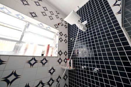 Casa para alugar com 310m², 2 quartos e 2 vagasBanheiro