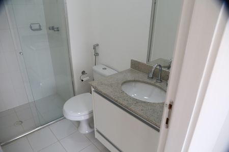 Apartamento para alugar com 90m², 2 quartos e 2 vagasBanheiro