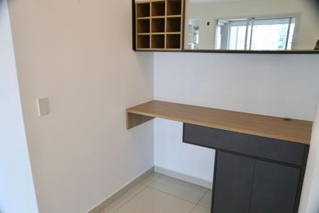 Apartamento para alugar com 90m², 2 quartos e 2 vagasEscritório