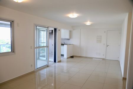 Apartamento para alugar com 90m², 2 quartos e 2 vagasSala