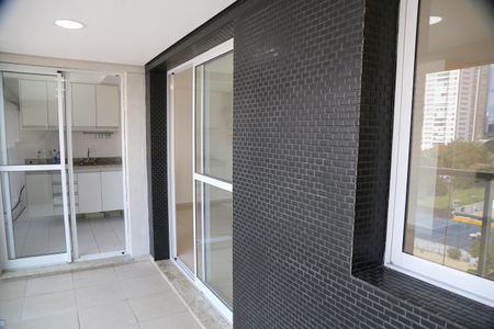 Apartamento para alugar com 90m², 2 quartos e 2 vagasVaranda