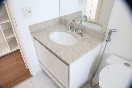 Apartamento para alugar com 90m², 2 quartos e 2 vagasBanheiro