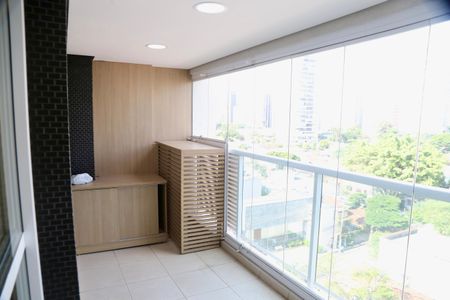 Apartamento para alugar com 90m², 2 quartos e 2 vagasVaranda