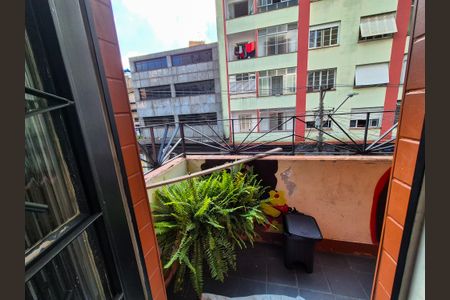 Casa para alugar com 450m², 4 quartos e 6 vagas