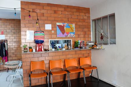 Casa para alugar com 450m², 4 quartos e 6 vagas