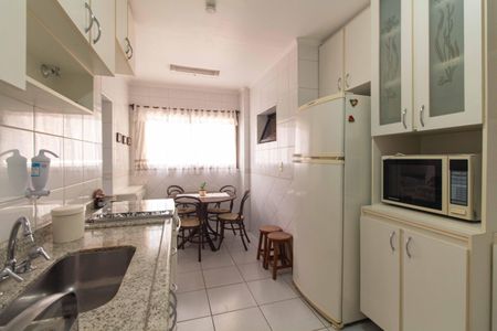 Apartamento para alugar com 145m², 3 quartos e 2 vagas Apartamento para alugar com 145m², 3 quartos e 2 vagasCozinha