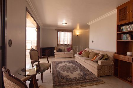 Apartamento para alugar com 145m², 3 quartos e 2 vagas Apartamento para alugar com 145m², 3 quartos e 2 vagasCobertura