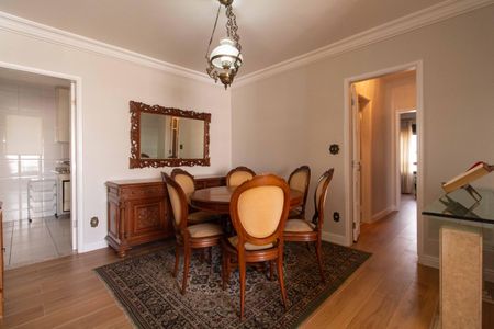 Apartamento para alugar com 145m², 3 quartos e 2 vagas Apartamento para alugar com 145m², 3 quartos e 2 vagasSala