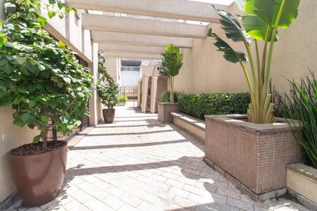 Apartamento para alugar com 145m², 3 quartos e 2 vagas Apartamento para alugar com 145m², 3 quartos e 2 vagasÁrea comum