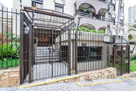 Apartamento para alugar com 145m², 3 quartos e 2 vagas Apartamento para alugar com 145m², 3 quartos e 2 vagasFachada