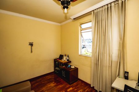 Apartamento à venda com 2 quartos, 55m² em São Francisco, Belo Horizonte
