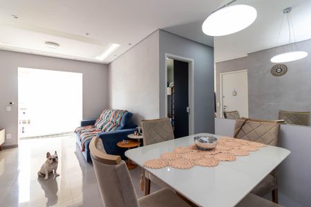 Apartamento à venda com 60m², 2 quartos e 1 vagaSala de Jantar