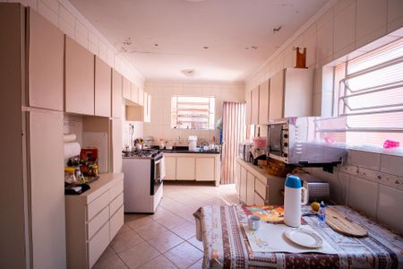 Casa à venda com 164m², 3 quartos e 2 vagasCozinha