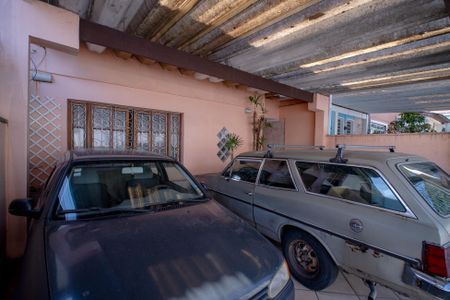 Casa à venda com 164m², 3 quartos e 2 vagasGaragem
