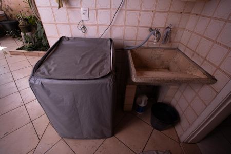 Casa à venda com 164m², 3 quartos e 2 vagasÁrea de Serviço