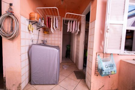 Casa à venda com 164m², 3 quartos e 2 vagasÁrea de Serviço