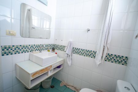 Casa à venda com 164m², 3 quartos e 2 vagasBanheiro 1