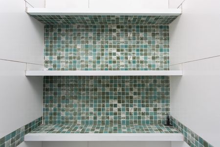 Banheiro de apartamento à venda com 2 quartos, 51m² em Jardim Santo Antonio, São Paulo