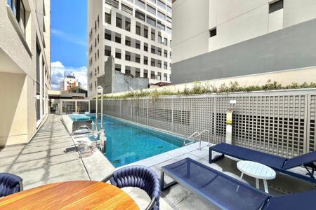 Apartamento à venda com 141m², 4 quartos e 2 vagasÁrea comum - Piscina