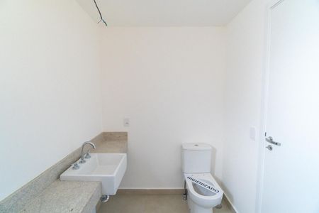 Apartamento à venda com 141m², 4 quartos e 2 vagasBanheiro da Suíte 1