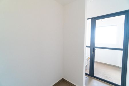 Apartamento à venda com 141m², 4 quartos e 2 vagasLavanderia
