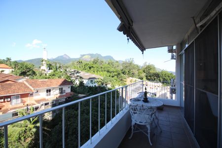 Apartamento à venda com 147m², 4 quartos e 1 vagaVaranda