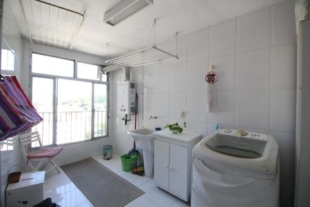 Apartamento à venda com 147m², 4 quartos e 1 vagaÁrea de Serviço