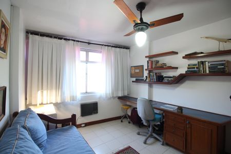 Apartamento à venda com 147m², 4 quartos e 1 vagaQuarto 1