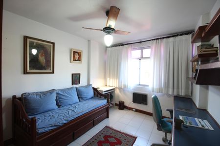 Apartamento à venda com 147m², 4 quartos e 1 vagaQuarto 1