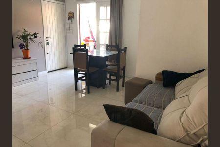Apartamento para alugar com 56m², 2 quartos e 1 vaga Apartamento para alugar com 56m², 2 quartos e 1 vagaSala