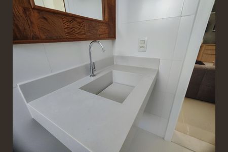 Casa de condomínio à venda com 372m², 3 quartos e 2 vagas Casa de condomínio à venda com 372m², 3 quartos e 2 vagasBanheiro da Sala Privativa