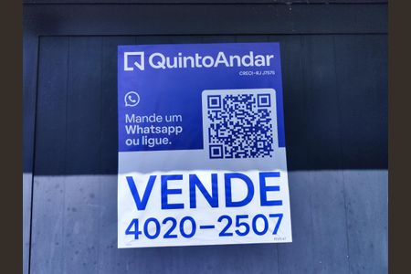 Casa de condomínio à venda com 372m², 3 quartos e 2 vagas Casa de condomínio à venda com 372m², 3 quartos e 2 vagasPlaquinha