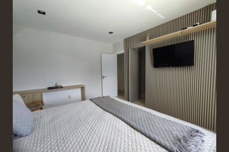 Casa de condomínio à venda com 372m², 3 quartos e 2 vagas Casa de condomínio à venda com 372m², 3 quartos e 2 vagasSuíte 1