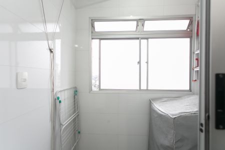 Apartamento à venda com 60m², 2 quartos e 1 vagaÁrea de Serviço 