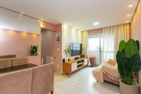 Sala de apartamento à venda com 2 quartos, 60m² em Vila Taquari, São Paulo