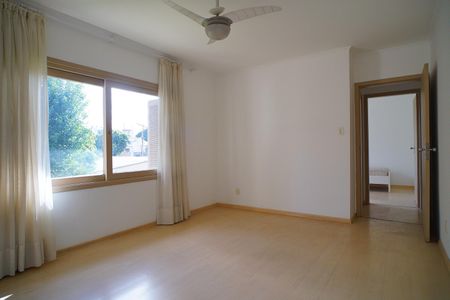 Casa à venda com 610m², 3 quartos e 2 vagasQuarto 3