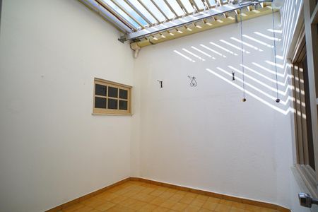 Casa à venda com 610m², 3 quartos e 2 vagasJardim inverno 