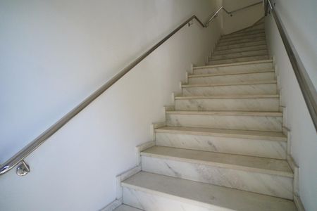Casa à venda com 610m², 3 quartos e 2 vagasAcesso a casa pela frente 