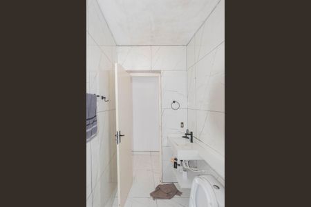 Casa à venda com 67m², 2 quartos e 1 vagaBanheiro