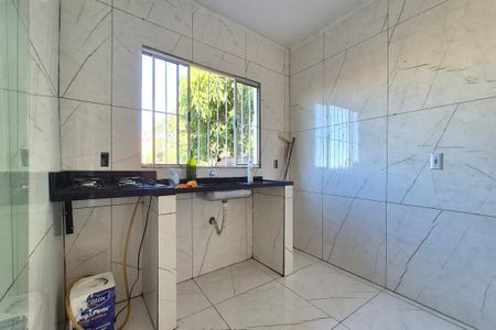 Casa à venda com 67m², 2 quartos e 1 vagaCozinha 