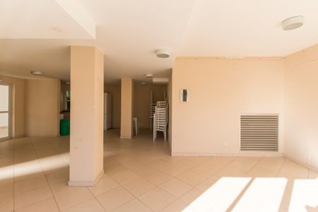 Apartamento para alugar com 70m², 2 quartos e 2 vagasÁrea comum - Salão de festas
