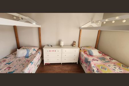 Apartamento à venda com 320m², 4 quartos e 4 vagasQuarto