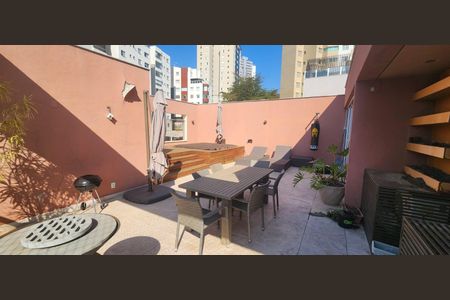 Apartamento à venda com 320m², 4 quartos e 4 vagasÁrea externa