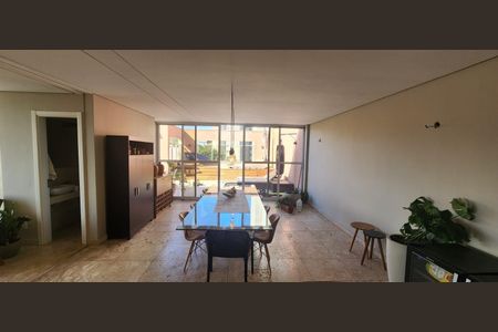 Apartamento à venda com 320m², 4 quartos e 4 vagasÁrea externa